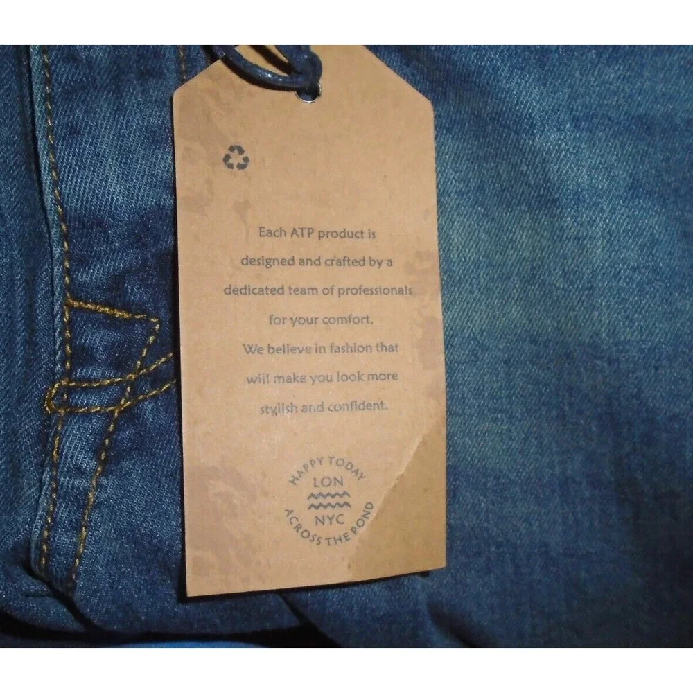Across The Pond Men's 30x30 Stretch Jeans Signature  (act30x28)